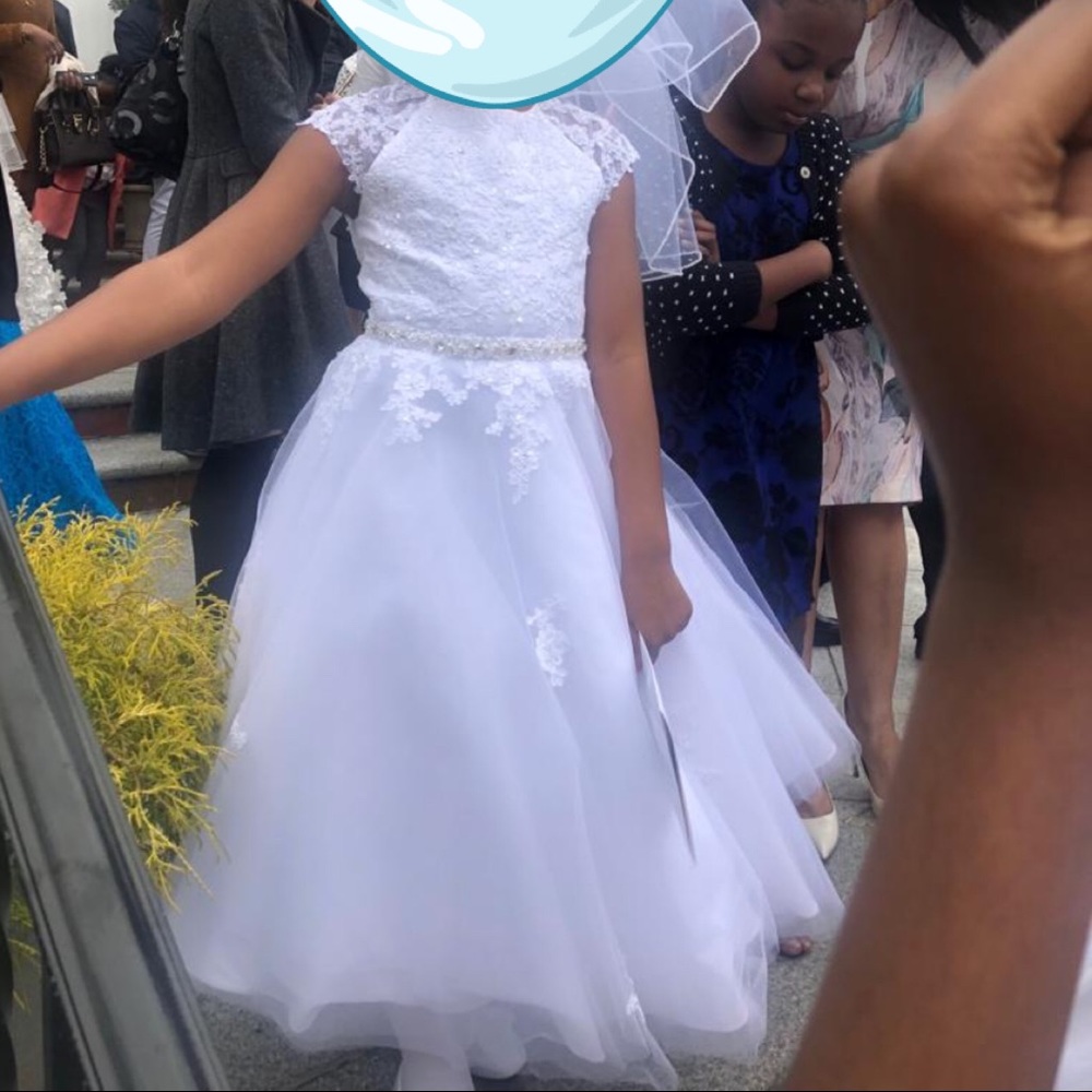 White flower girl/communion dress